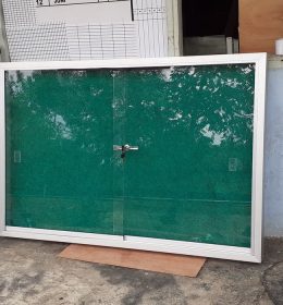 mading Box 90x180 Gantung