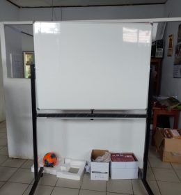 Jual Papan Tulis Whiteboard Hanako 90x120 Standing Magnetik