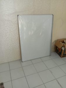 Papan Tulis Whiteboard hanako 80x120 gantung Magnetic