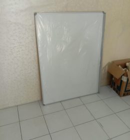 Papan Tulis Whiteboard hanako 80x120 gantung Magnetic
