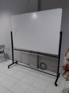 Papan tulis Whiteboard Hanako 120x180 Standing Magnetik