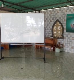 Papan Tulis Whiteboard Standing 120x180 Magnetik Ponpes Al Hikam