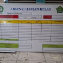 papan data absensi siswa