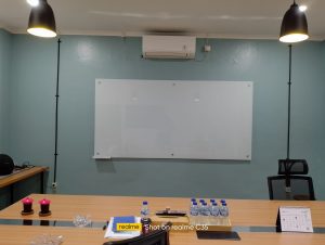 Jual Papan Tulis Kaca Glassboard Sekolah di Depok