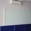 papan tulis Kaca glassboard Frame Aluminium 120x240 Magnetik